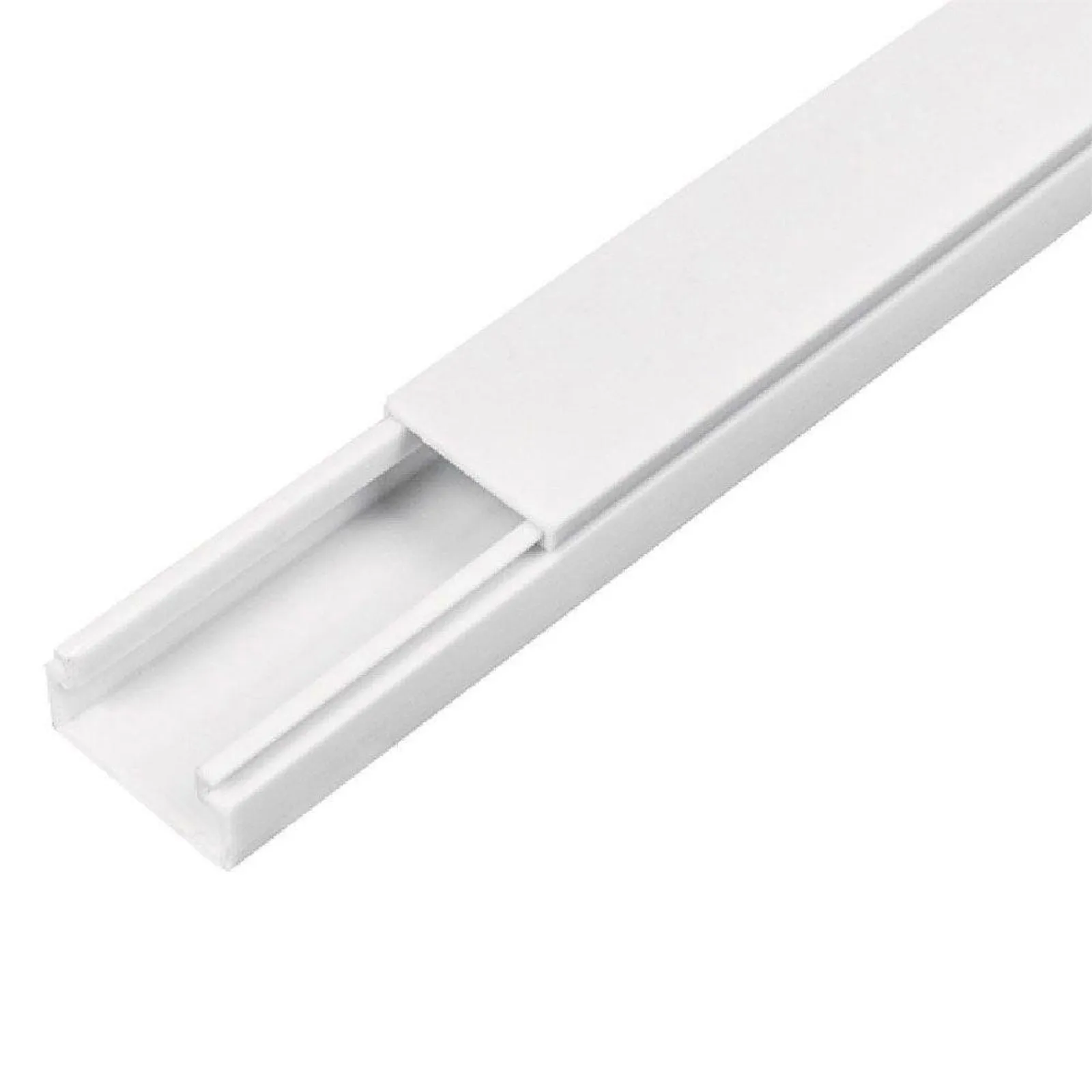 Comprar Canaleta Plástica de Pared con Adhesivo 2 Metros Blanca 2 X 1 Cm en SSLSA Guatemala